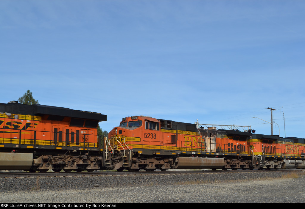 BNSF 5238